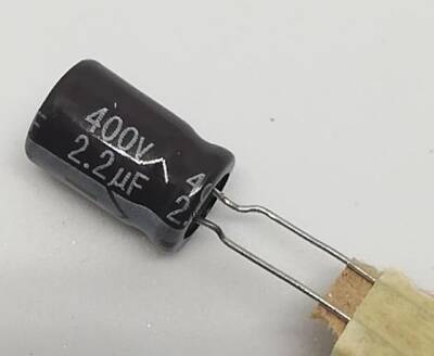  2.2UF 400V Elektrolitik Kondansatör 105C 6X11 RM:5 - 1